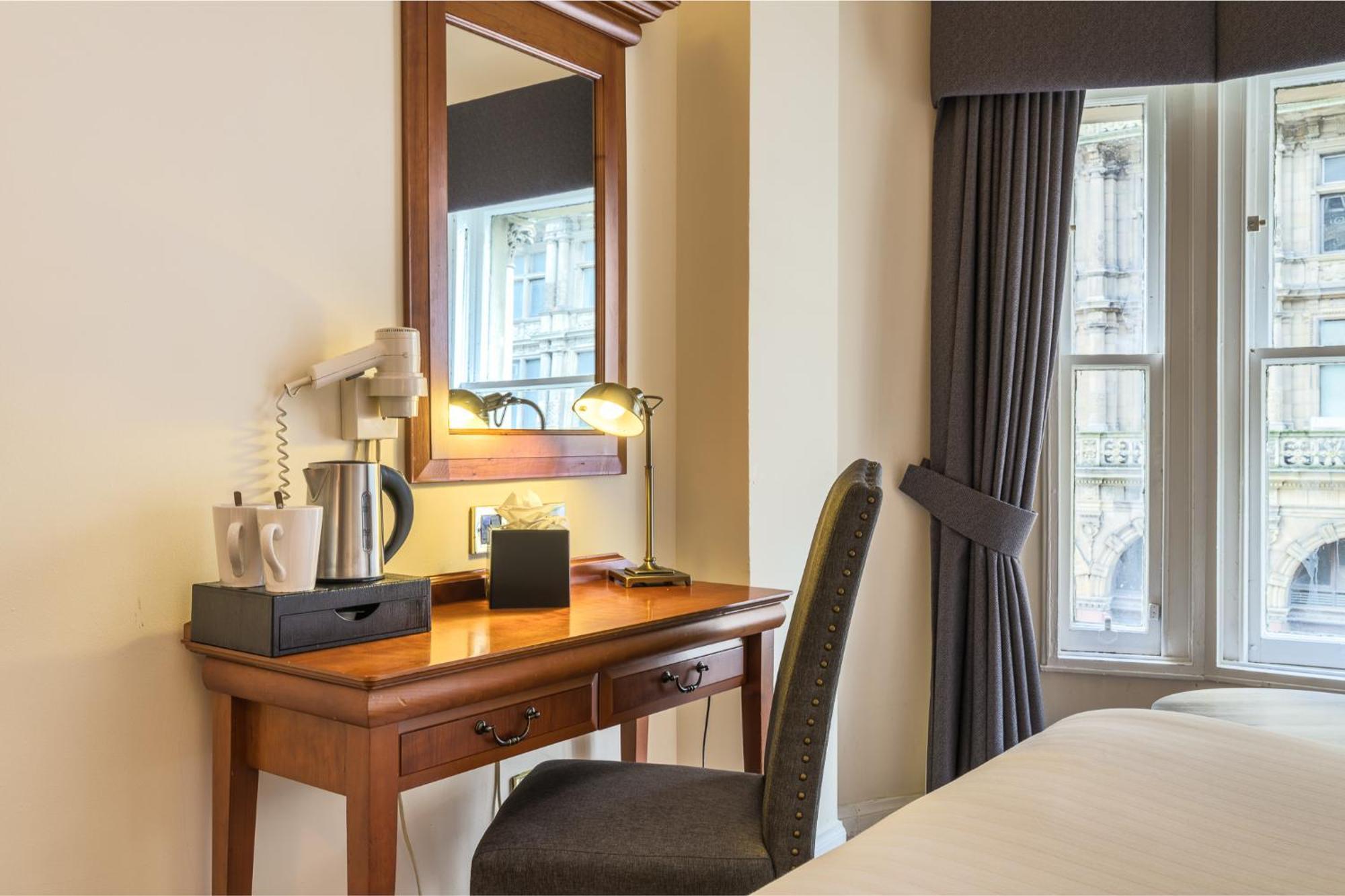 Old Waverley 3* Edimburgo
